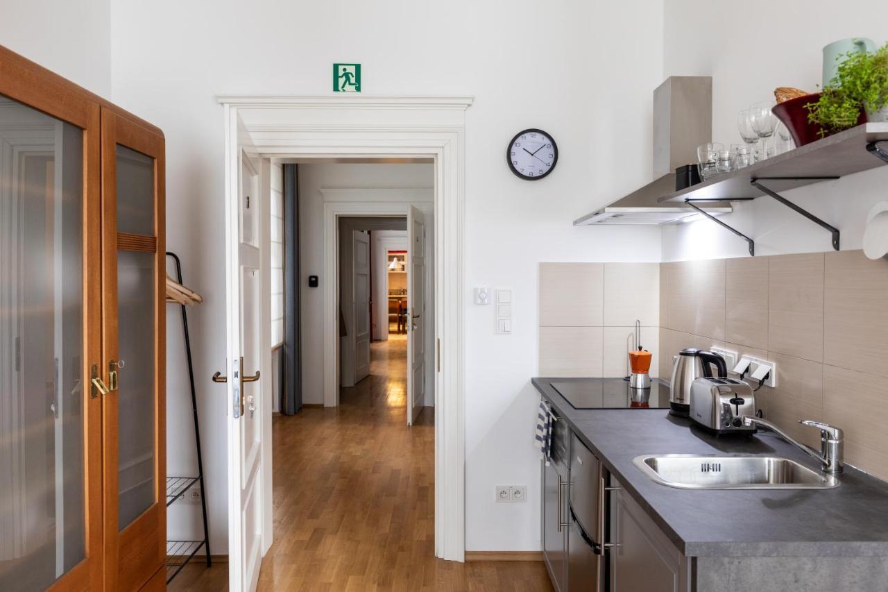 Palac Zieleniewskich Apartamenty Sw Marka 31 Krakow Dış mekan fotoğraf