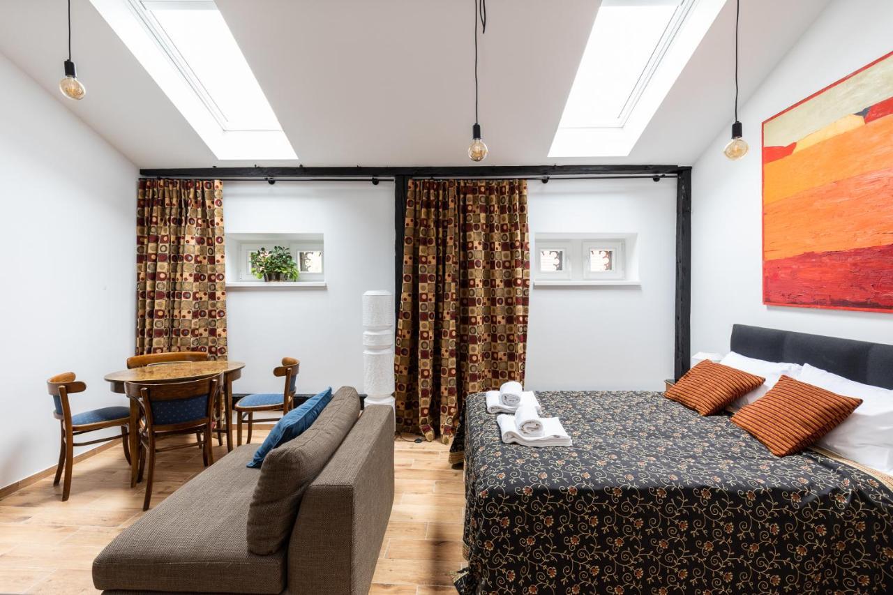 Palac Zieleniewskich Apartamenty Sw Marka 31 Krakow Dış mekan fotoğraf