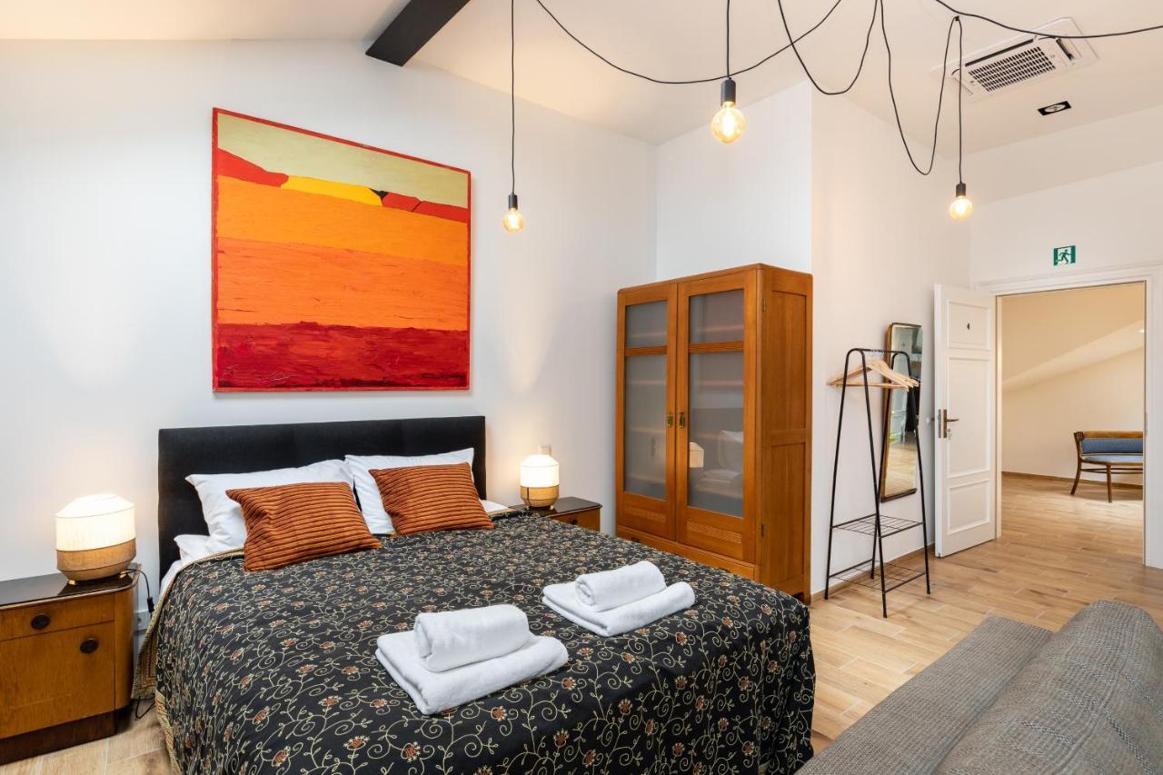 Palac Zieleniewskich Apartamenty Sw Marka 31 Krakow Dış mekan fotoğraf