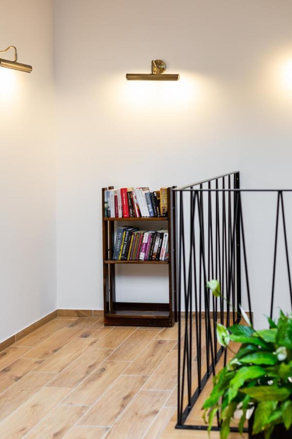 Palac Zieleniewskich Apartamenty Sw Marka 31 Krakow Dış mekan fotoğraf