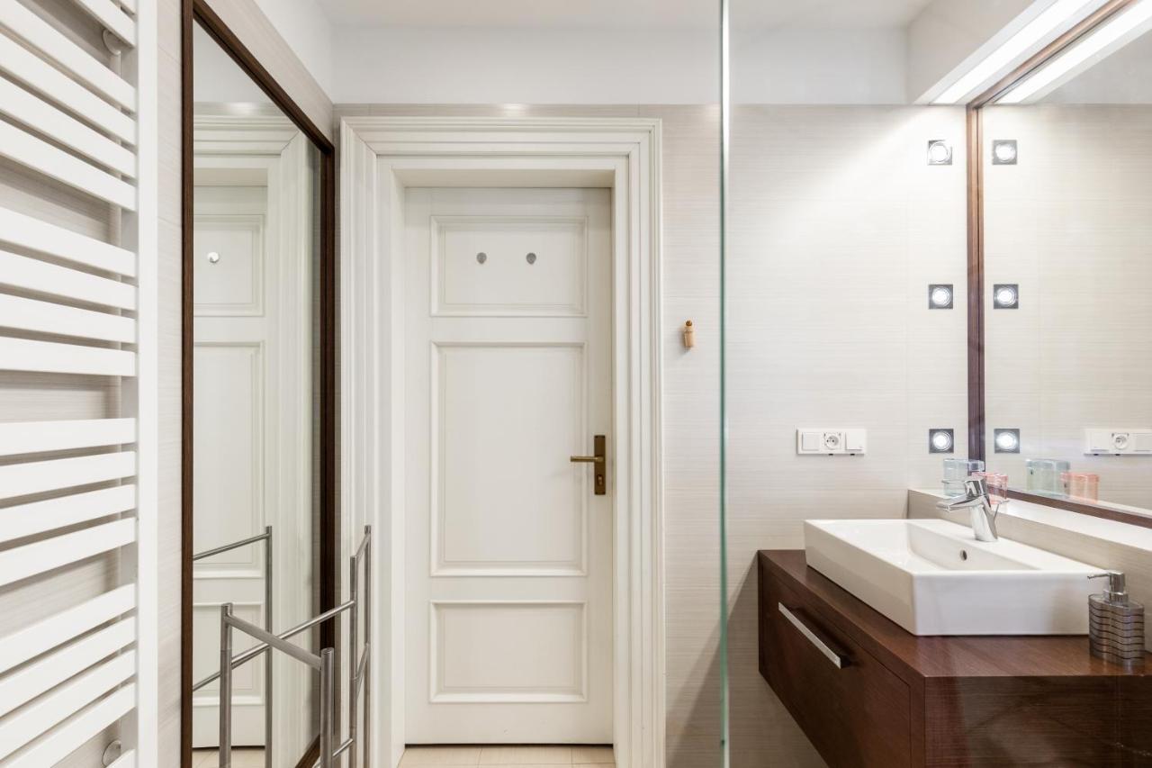 Palac Zieleniewskich Apartamenty Sw Marka 31 Krakow Dış mekan fotoğraf