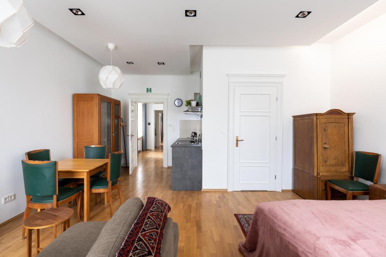 Palac Zieleniewskich Apartamenty Sw Marka 31 Krakow Dış mekan fotoğraf
