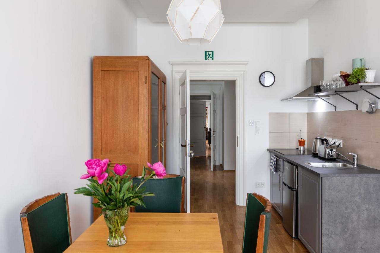 Palac Zieleniewskich Apartamenty Sw Marka 31 Krakow Dış mekan fotoğraf